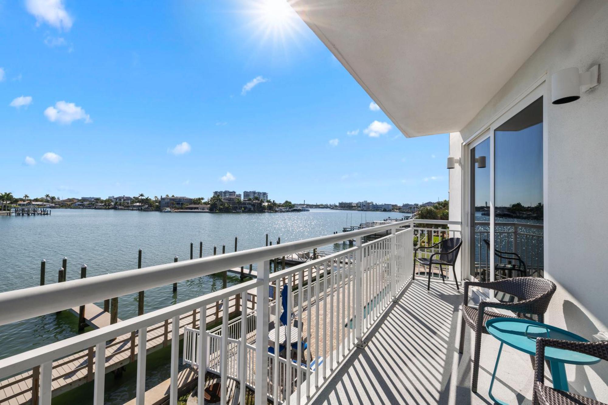 Two-Bedroom Two Bath Bay Front Premium Suite
